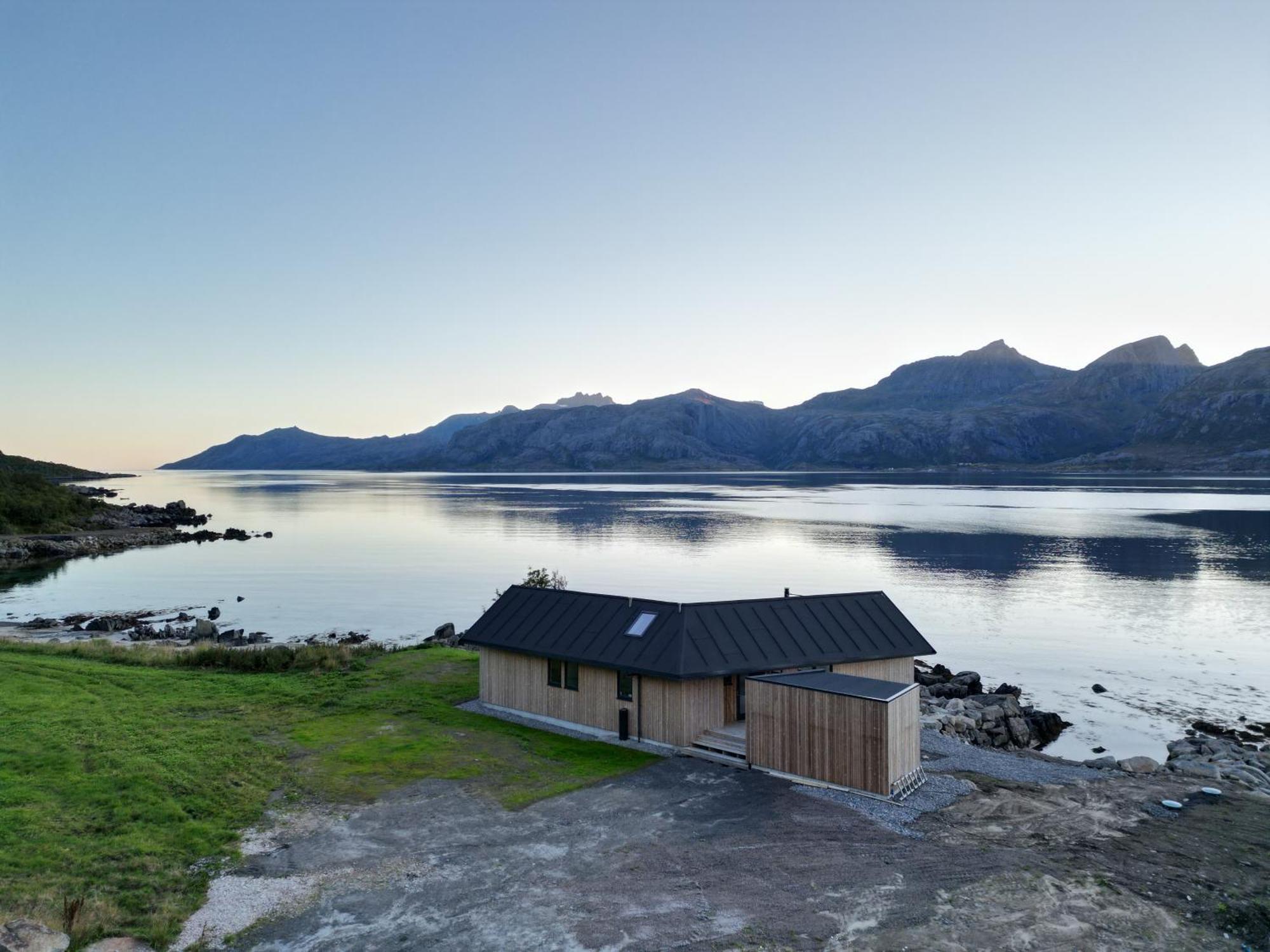 Superior With Private Lofoten *